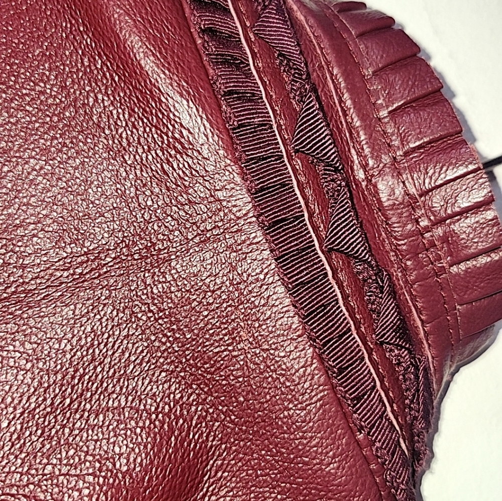 ✨️Chic Burgundy Leather Blazer Jacket✨️ - Picture 9 of 10